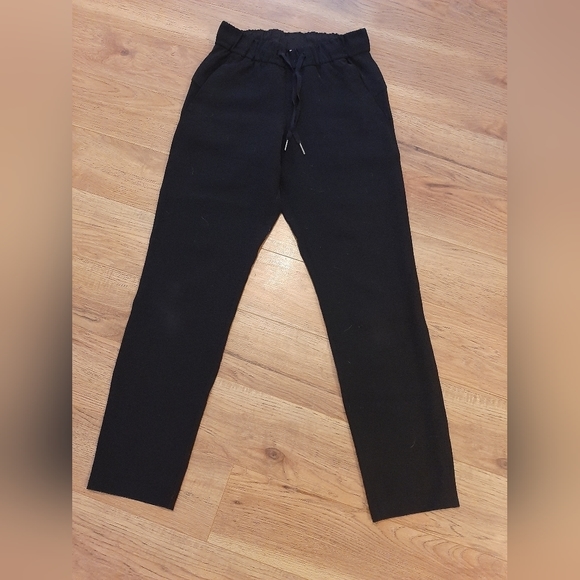 Lululemon on the fly woven - Picture 2 of 3